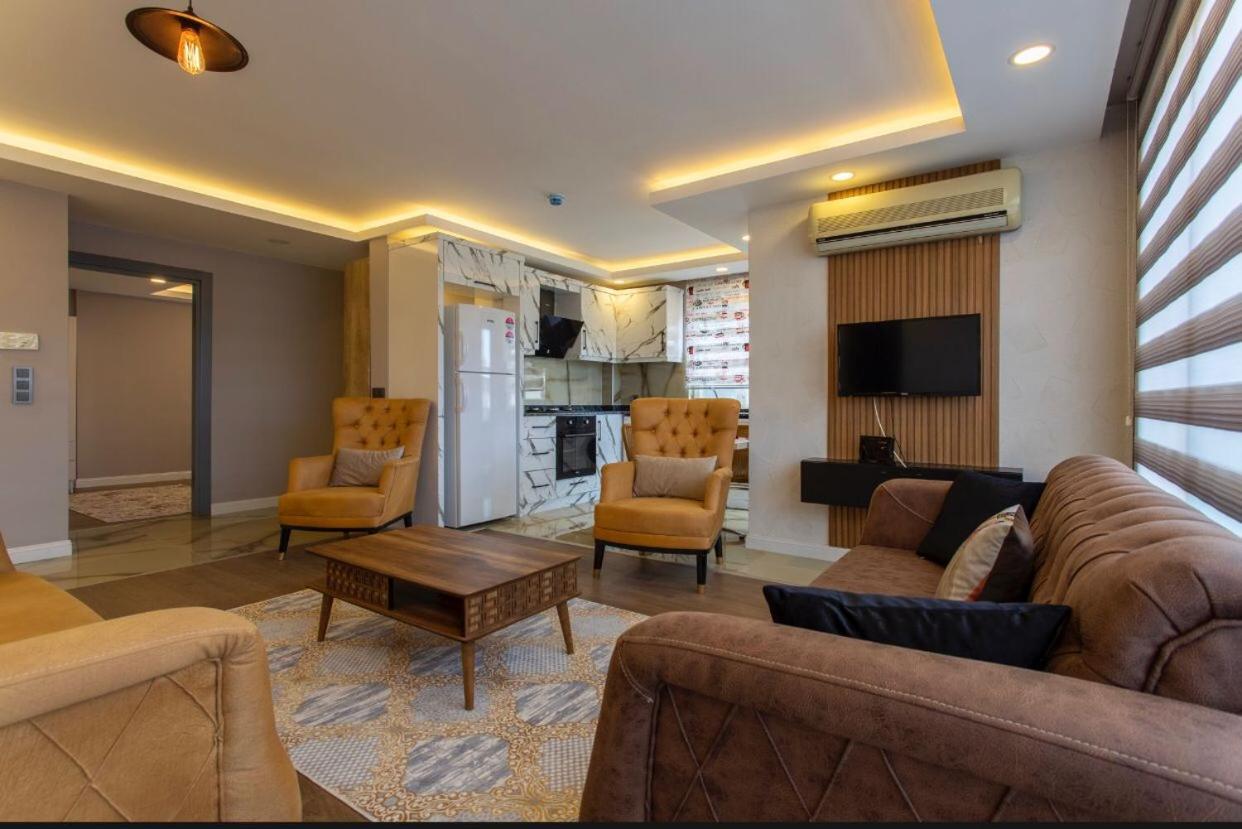 Appartement Avullar Palace Mit Pool In